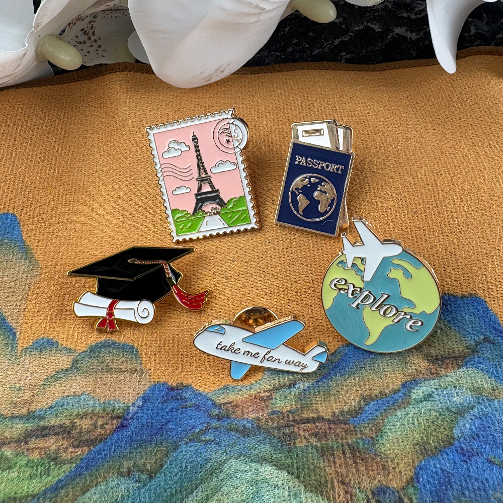 Travel Accessories On Plane - Cartoon Plane Earth Adventure Travel Life
