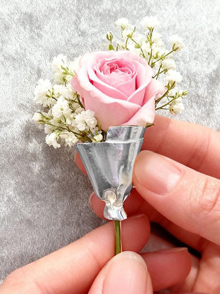 Alloy Wearable Flower Bouquet  – Travel Accessories India Bewertung und Preis