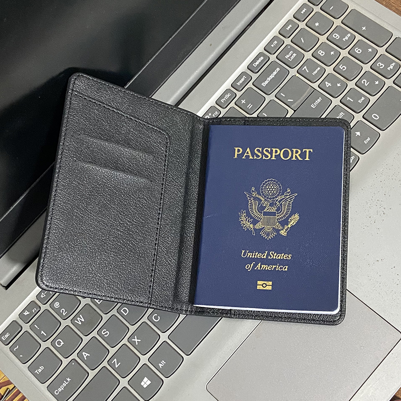 Travel Passport Holder Wallet  – Travel Accessories In Bulk Bewertung und Preis