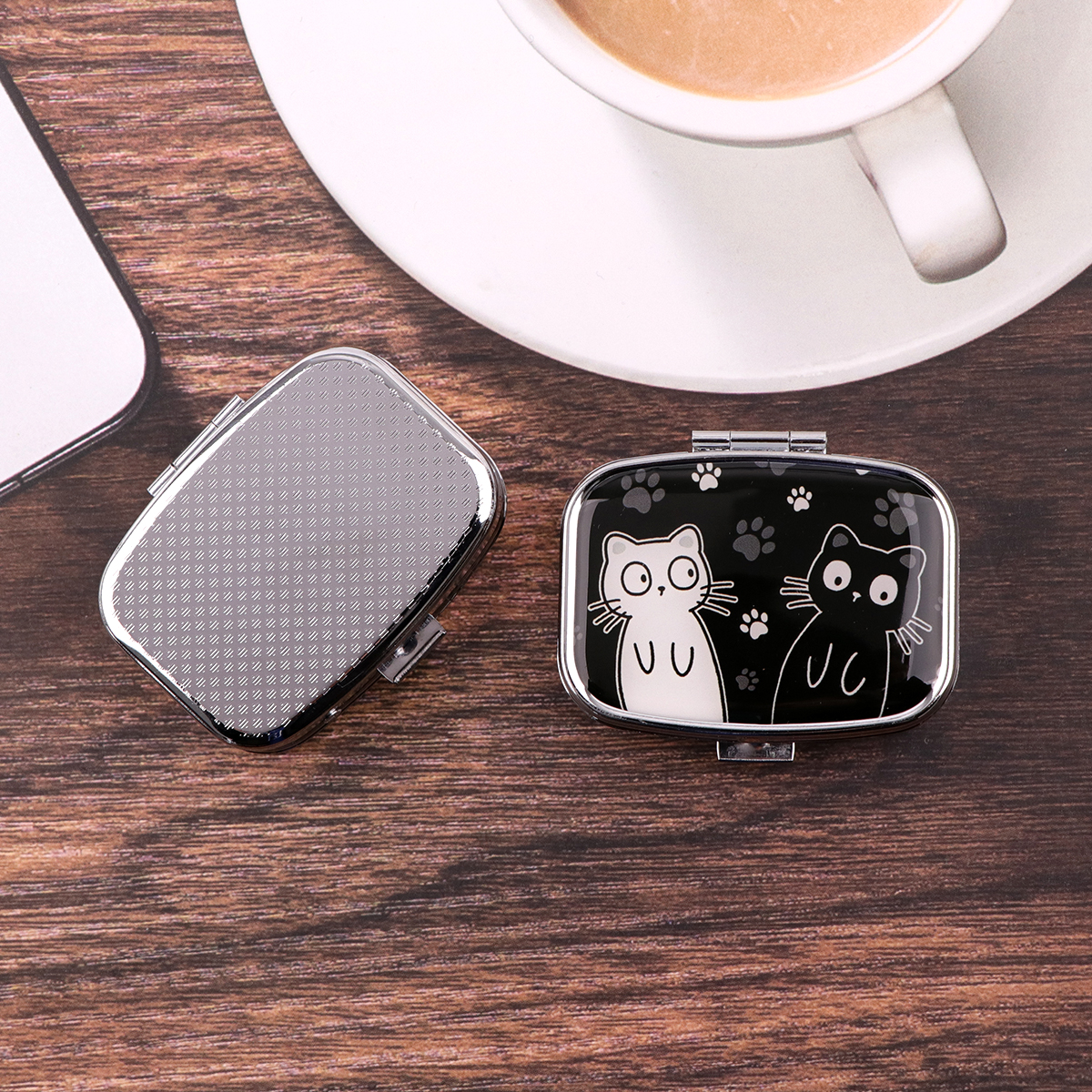 Cartoon Black And White Cat Tr – Travel Accessories In Bulk Bewertung und Preis