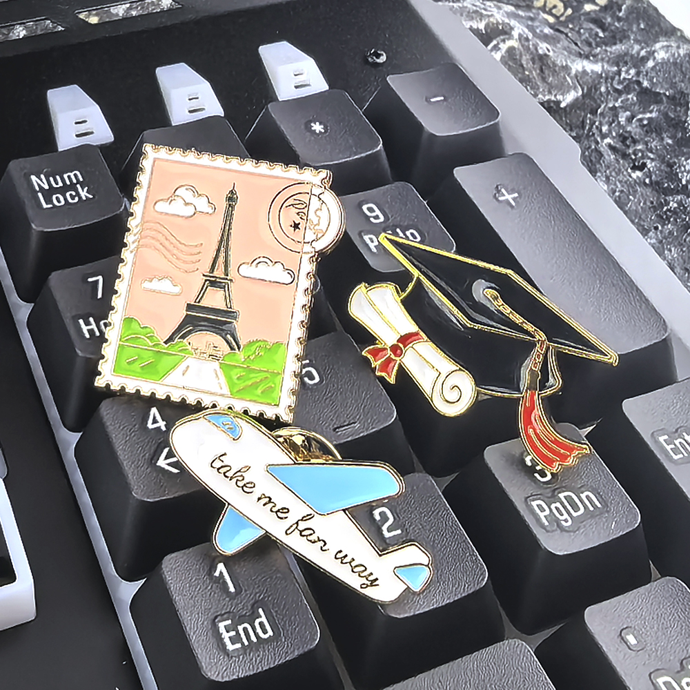 Cartoon Plane Earth Adventure  – Travel Accessories On Plane Bewertung und Preis